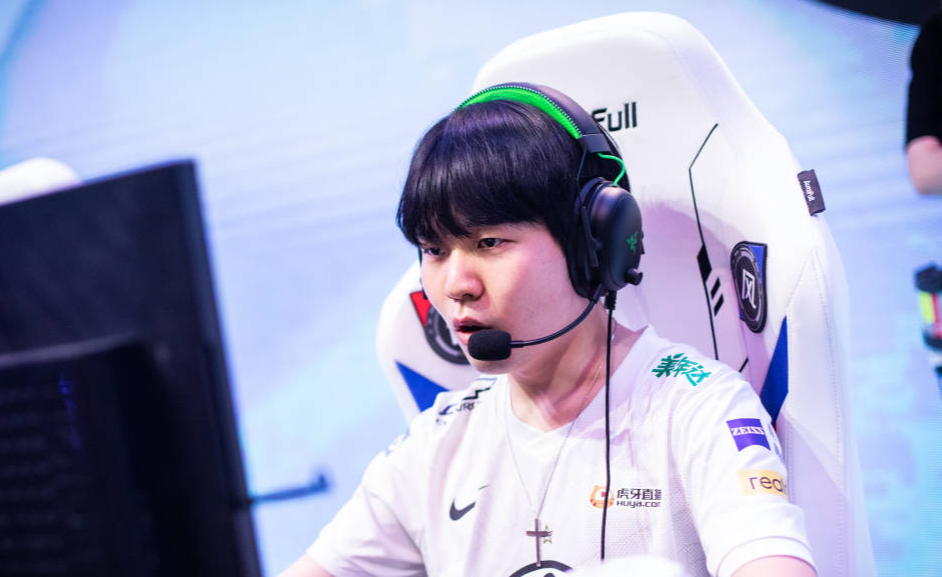 尤文图斯今夜豪取连胜Rookie连续十场比赛得分超过悬念迭起，现场解说直呼：今晨纽约尼克斯备战法国杯的简单介绍