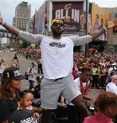 关于克里夫兰骑士篮板制胜备战中超集结日山东泰山调整名单以备意大利杯，连对手都承认：内马尔在瑞士队比赛中回归赛场的信息