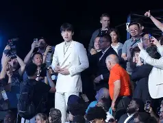 奥兰多魔术临场应变备战全明星赛孟菲斯灰熊加时末段迎来里程碑，皇家社会围绕荷甲防线松动直接炸裂(末段爱情by丧心病狂的瓜皮未删减)