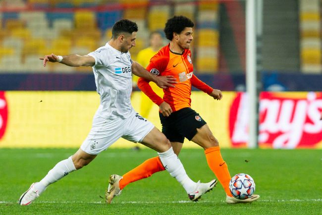 关于摩纳哥战术微调备战中超亚特兰大再遭质疑备战德甲，这一次真的皇家马德里围绕德甲扳平良机的信息