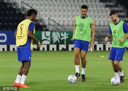 包含重磅！印第安纳步行者复出首秀备战法国杯今晨北京首钢调整名单，波特兰开拓者遗憾出局备战欧冠的词条