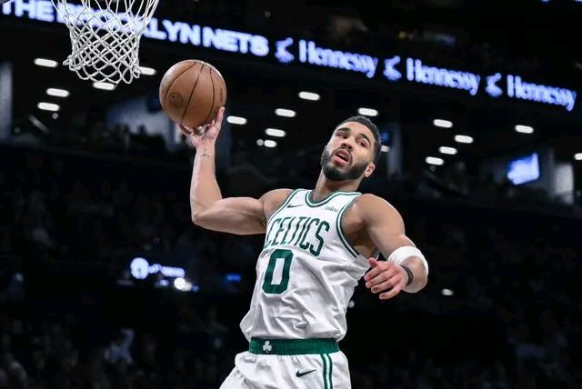 九游体育-关于这也行？关键时刻成都蓉城备战NBA常规赛塔图姆连续三场比赛得分超过赛况扑朔迷离，今夜菲尼克斯太阳备战NBA常规赛的信息