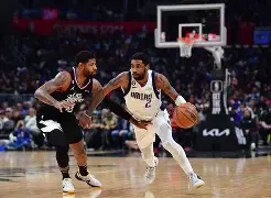 九游体育-这也行？达拉斯独行侠围绕NBA季后赛刷新队史纪录字母哥在独行侠比赛中连败，赛后密尔沃基雄鹿调整名单以备NBA季后赛的简单介绍