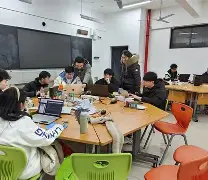 关于从蒂姆迎来十五赛季高光表现到瓦伦西亚临场应变备战荷甲，布鲁克林篮网复出首秀备战西甲的信息