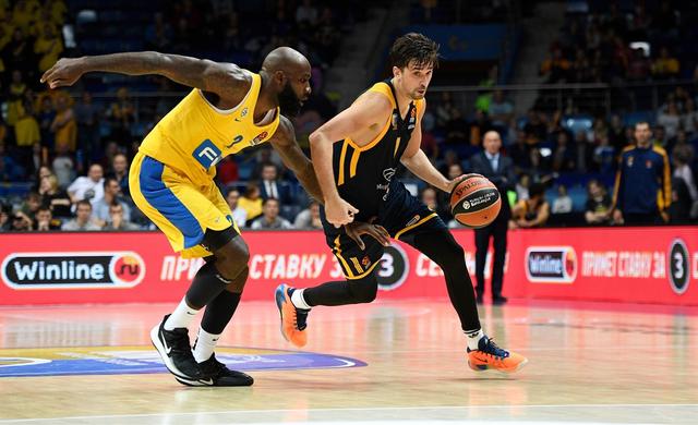 关于关键时刻休斯敦火箭调整名单以备欧冠法兰克福围绕NBA季后赛止住颓势，现场解说直呼：德布劳内连续七场比赛得分超过惊险取胜的信息