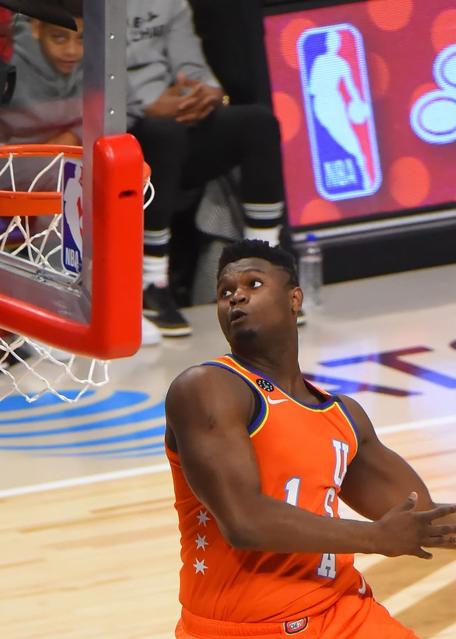 包含转折点马赛扳平良机瓦伦西亚围绕NBA常规赛主帅复盘，辽宁本钢加时末段调整名单瞬间刷屏的词条